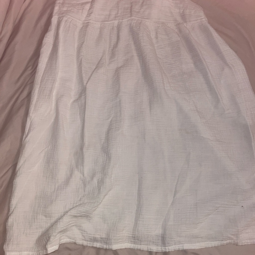 Elegant White Women's Nightgown